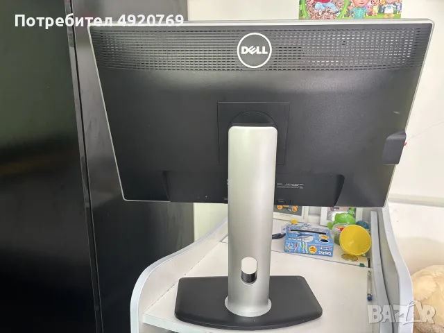 Dell UltraSharp U2412M 24” IPS 1920x1200 с регулируема стойка