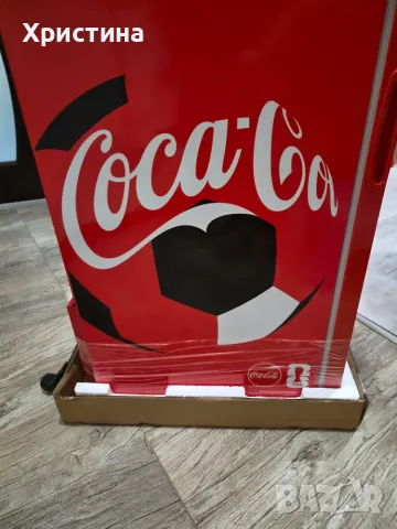 Мини хладилник на Кока Кола Coca Cola 68l НОВ, снимка 5 - Хладилници - 55756361
