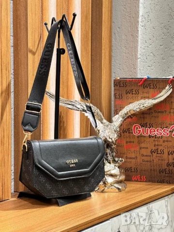 чанти guess , снимка 8 - Чанти - 51302939