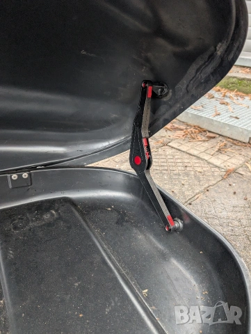 Качествен Италиански Автобокс 320л., снимка 10 - Аксесоари и консумативи - 53477473