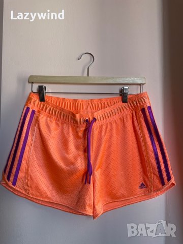 Оригинални спортни панталонки Adidas, снимка 1 - Къси панталони и бермуди - 39751575