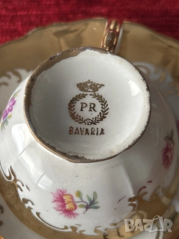 Изискан винтидж порцеланов сервиз за кафе/чай Bavarian PR – Истински барок с 22к злато, снимка 4 - Сервизи - 55833127