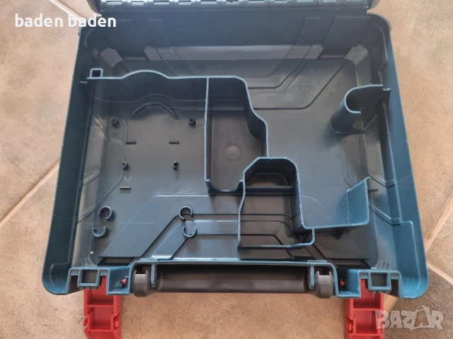 bosch 12 v - куфар за инструменти, снимка 3 - Куфари с инструменти - 51426990