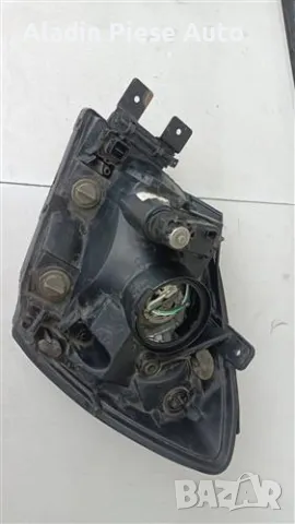 Десен фар Kia Sorento 2002 2003 2004 2005 2006г , снимка 3 - Аксесоари и консумативи - 47415373