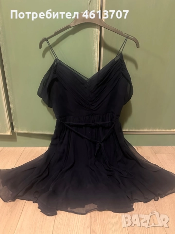 Тъмносиня къса рокля 
