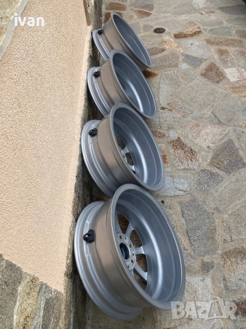 Оригинални джанти за Мерцедес, комплект с датчици в безупречно състояние неразличимо от нови, снимка 3 - Гуми и джанти - 51864681