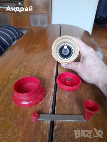 Стара кафемелачка,мелничка,мелница за кафе #24, снимка 3 - Други ценни предмети - 49336536