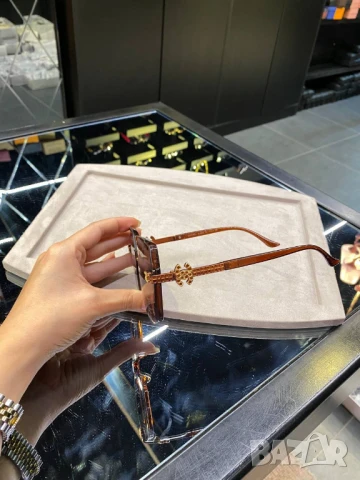 очила с черен обикновен калъф и ув защита chanel, снимка 7 - Слънчеви и диоптрични очила - 51420213