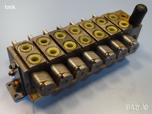 Хидравличен разпределител "Хидравлика" 348 РК2, DY-10, Pn-10MPa, 7- секции, снимка 3 - Резервни части за машини - 42221495