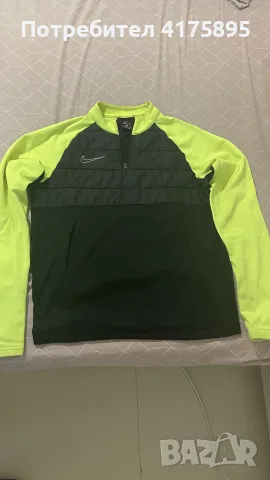 Оригинална блуза на марката Nike