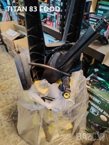 Водоструйка Karcher K 2, мощност 1400 W, снимка 4 - Парочистачки и Водоструйки - 53815576