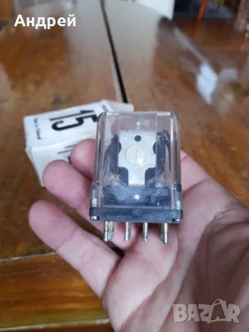 Старо реле Przekaznik R15 4PDT 10A, снимка 3 - Други ценни предмети - 47867719
