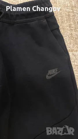 Оригинално долнище Nike Tech Fleece, снимка 3 - Спортни дрехи, екипи - 56185994