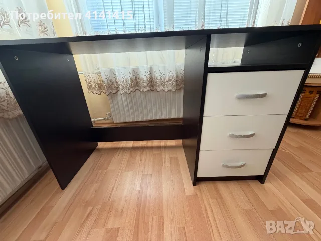 Черно офис бюро