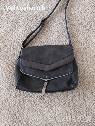 Дамска чанта през рамо от еко кожа