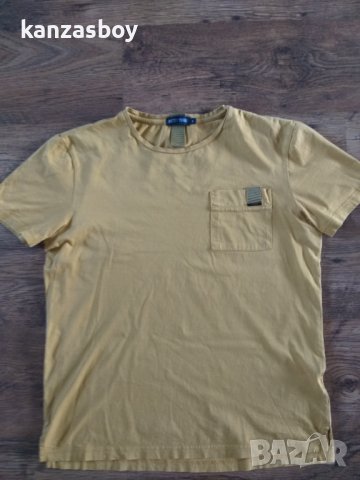 antony morato - страхотна мъжка тениска КАТО НОВА, снимка 5 - Тениски - 41569484