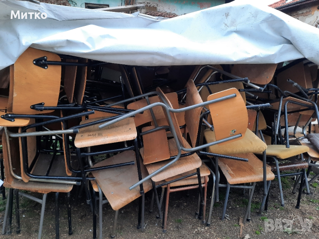 Тръбни желязни столове с дървени седалки и облегалки , снимка 5 - Столове - 44516933