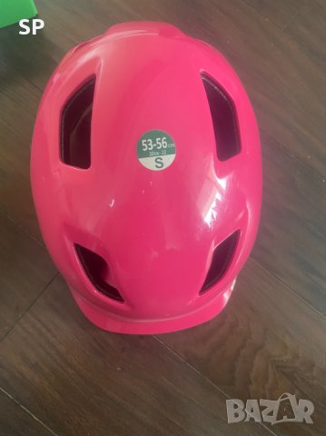 Каска с протектори за момиче, снимка 4 - Други - 40756520
