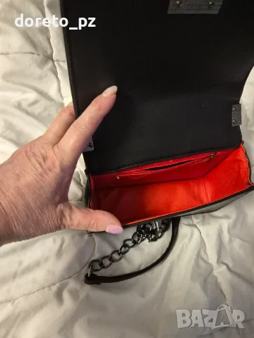 Продавам дамска чанта , снимка 5 - Чанти - 49994035