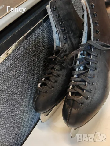 Професионални кънки за фигурно пързаляне 43 номер Wifa, снимка 5 - Зимни спортове - 48227648