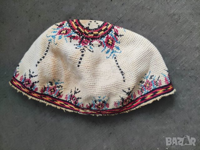 Продавам бродирана шапка за носия, снимка 6 - Антикварни и старинни предмети - 35758112