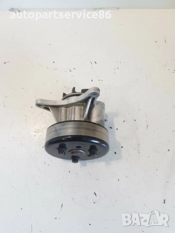 Водна помпа за Peugeot 607 2.7 HDI (2007) 4U3Q8509AB, снимка 3 - Части - 53779561