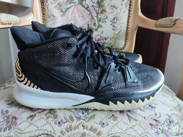 маратонки Nike Kyrie 7 Ripple Effect, снимка 3 - Маратонки - 47959388