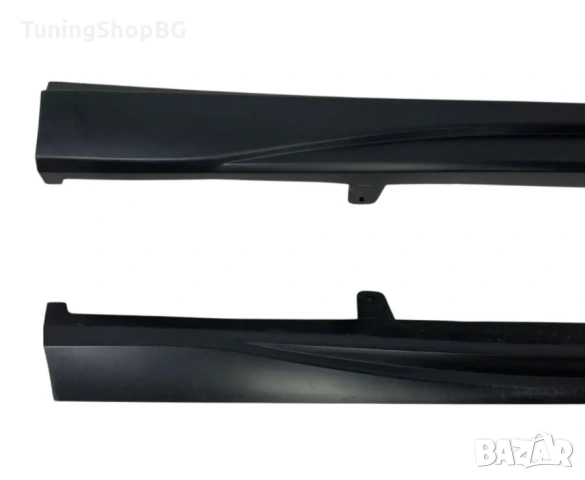 Прагове за VW GOLF 8 R-line дизайн, снимка 3 - Аксесоари и консумативи - 53257049