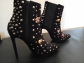 Уникални боти , снимка 1