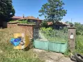 Двуетажна къща с в село Орешец, обл. Хасково, снимка 1
