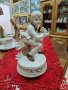 Страхотна антикварна италианска порцеланова фигура статуетка с латерна, снимка 1 - Антикварни и старинни предмети - 41862680