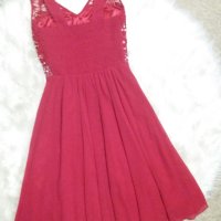 УНИКАЛНО КРАСИВА червена рокля с дантела в горната част, снимка 6 - Рокли - 41449281