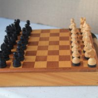 Неизползван дървен туристически шах от '' ГДР '' с магнити, снимка 10 - Колекции - 40196771