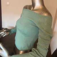 Дамска блуза с паднали рамене в зелено !, снимка 4 - Блузи с дълъг ръкав и пуловери - 42098798