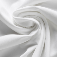 Дълга елегантна дамска рокля в бяло, с цепка и ефектен гръб, снимка 17 - Рокли - 44716830