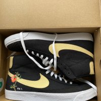 Nike Blazer mid 77 Pomegranate високи кецове номер - 47, снимка 2 - Кецове - 41226489