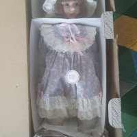 Порцеланова кукла Holly Alberon , снимка 3 - Колекции - 41224022