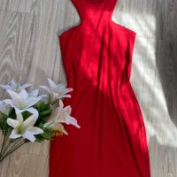 Червена рокля, снимка 2 - Рокли - 44495914