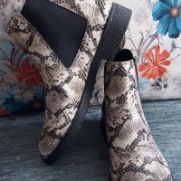 Ортопедични маркови боти / Clarks , снимка 1 - Дамски боти - 44415363