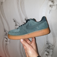 маратонки  Nike Air Force 1 07 LV8 Suede 'Outdoor Green номер 40,5-41, снимка 8 - Маратонки - 40875229