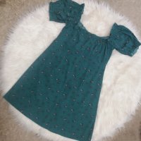 Зелена рокля на цветчета с ластик около деколтето и ръкавите , снимка 5 - Рокли - 41082110