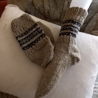 Ръчно плетени мъжки чорапи от вълна размер 38, снимка 1 - Мъжки чорапи - 41767398