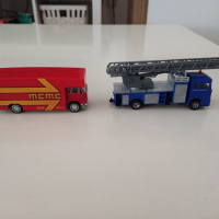 Две интересни камиончета, 15 см., снимка 4 - Коли, камиони, мотори, писти - 44641287