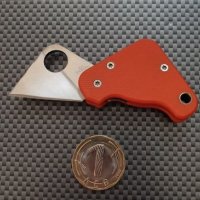 Мини джобно ножче  с клипс за колан дизайн тип Spyderco 20х80, снимка 3 - Ножове - 40699727