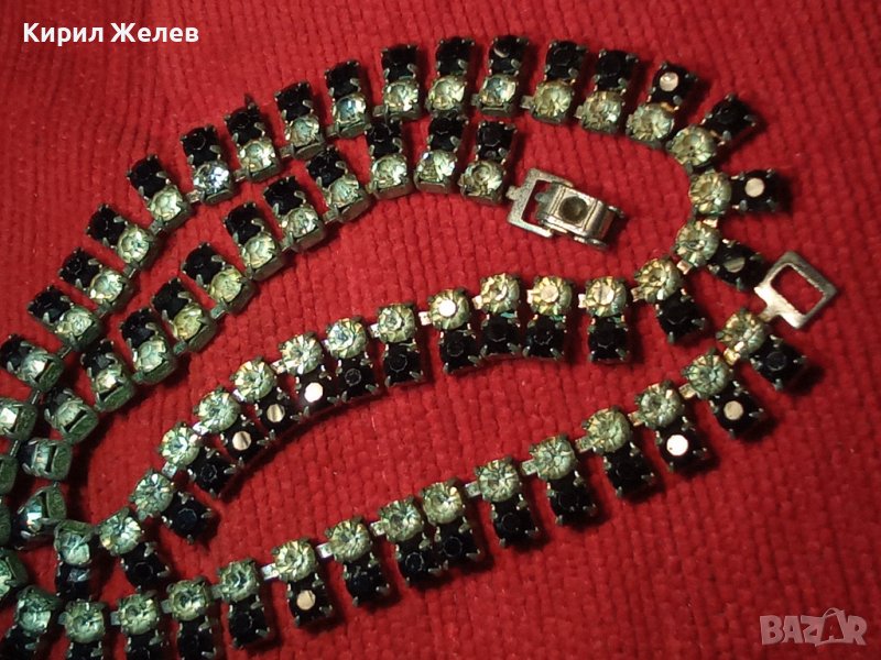 КРАСИВО РЕТРО КОЛИЕ с МНОГО КРИСТАЛИ и КАМЪНИ 72801, снимка 1