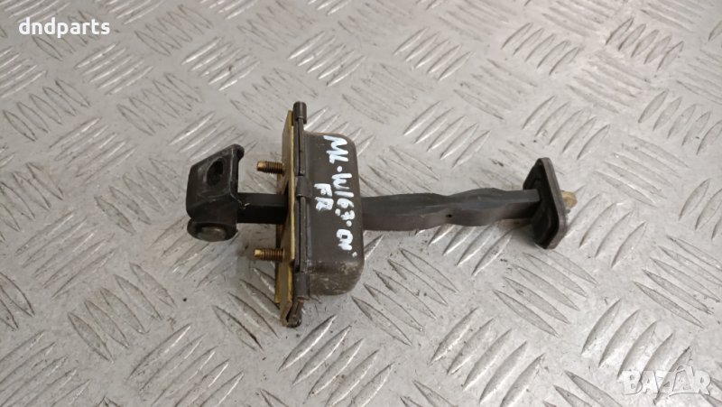 Стопер врата Mercedes ML W163 2001г.(предна лява)	, снимка 1