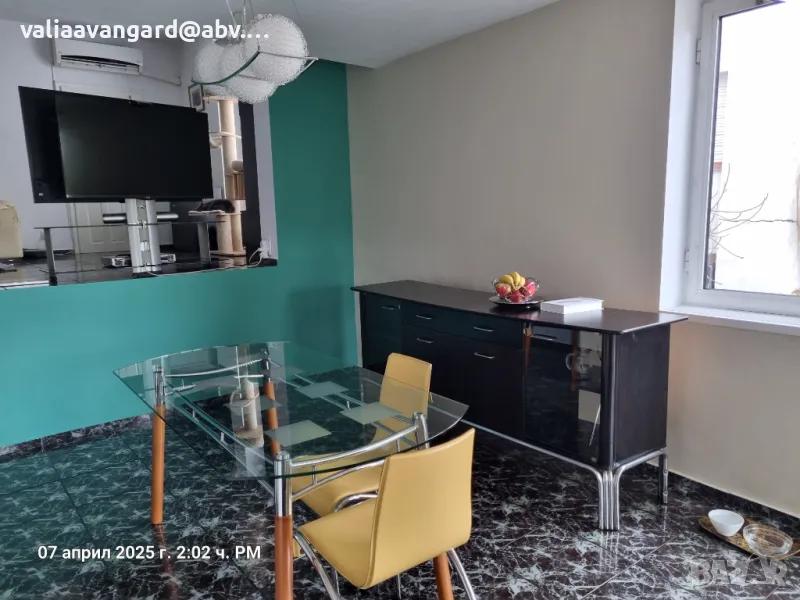 Продавам два шкафа за трапезария, снимка 1