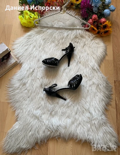 Сандали на ток, снимка 1