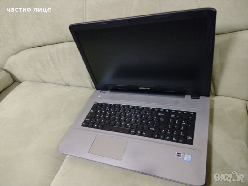 Продавам лаптоп Medion i3-7100 17.3'' Led/8gb.ram/128ssd/1tb hdd, снимка 1
