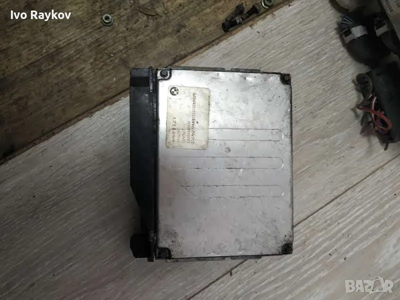 Компютър двигател 1711648 за BMW 5 седан (E39) 520 i , снимка 1